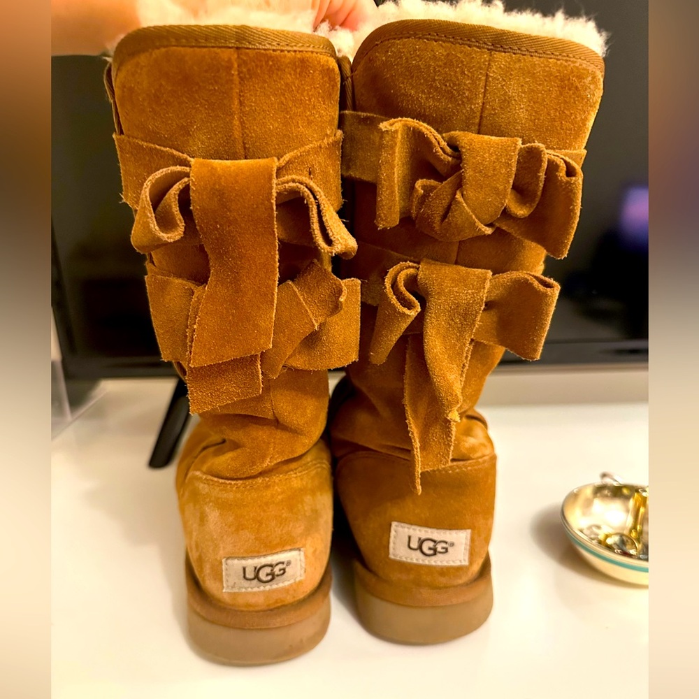 Ugg Allegra Bow II Boots Women’s 8 Chestnut Brown Suede Tall Sheepskin Interior